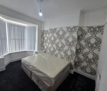 Room in a Shared House, Birmingham, B17 - Photo 1