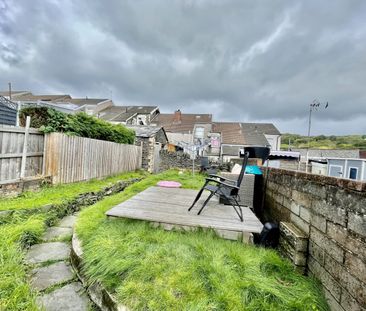 Augustus Street, Ynysybwl, Pontypridd - Photo 1