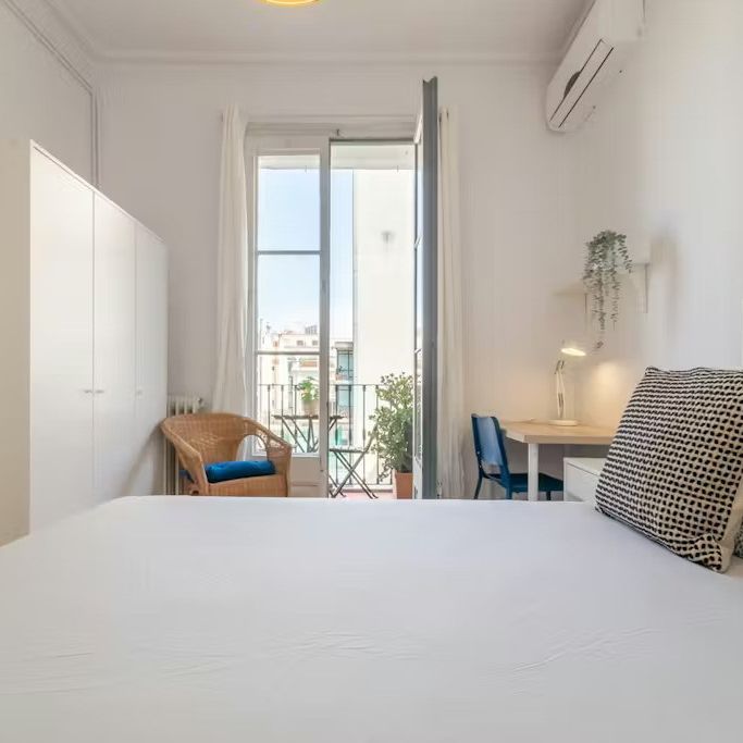 Carrer del Rosselló, Barcelona, Catalonia 08008 - Foto 1