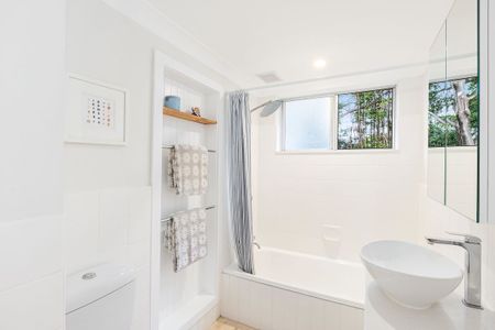 Tranquil Home In An Ideal Location - Photo 2
