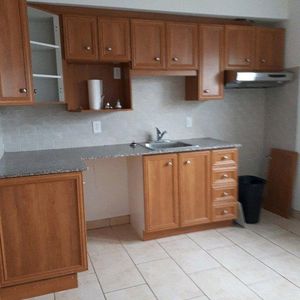 Beau 4 1/2 3, étage dans un 5,plex tranquille - Photo 2