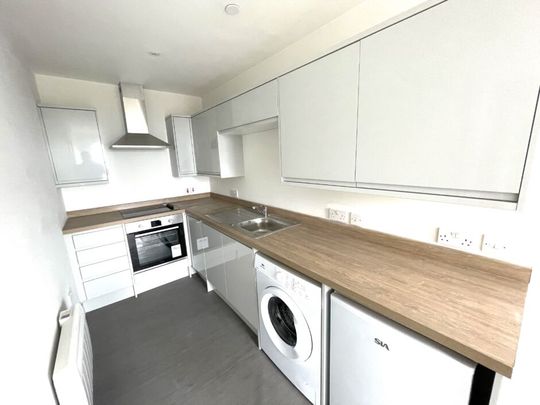 Hanover St, Swansea, SA1 - Photo 1