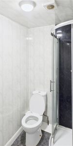 Room 1 - Photo 4