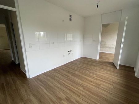 Großzügige 4-Zimmerwohnung mit Balkon - Foto 5