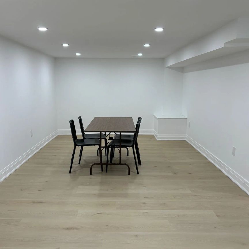 Detached Home For Lease | W9246043 - Photo 1