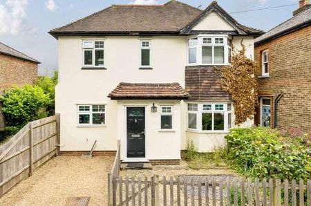 Anyards Road, Cobham, Surrey, KT11 - Photo 4