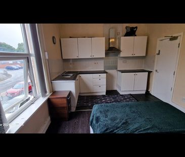 Room in a Shared House, Kings Rd, B25 - Photo 3