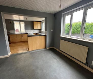 2 bedroom semi-detached house to rent - Photo 3
