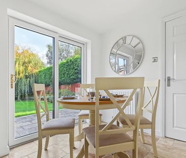 4 bedroom detached house to rent - Photo 6