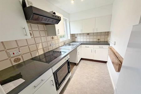 Studio to rent - Photo 3