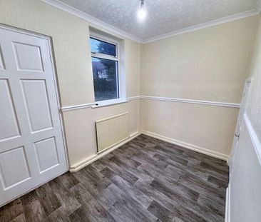 3 bed terraced house to rent in TS6 - Photo 4