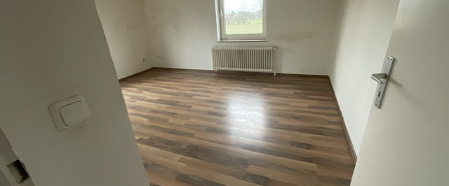 3-Zimmer-Wohnung in Diepholz im EG mit Balkon und Wannenbad - Foto 1