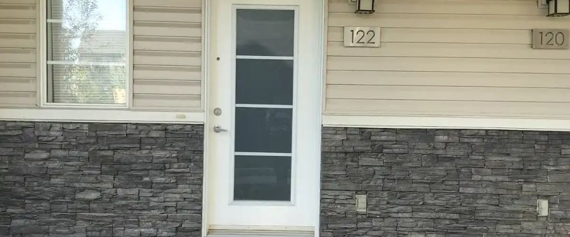 2 Bed & 2.5 Bath Town house — 2 Bedrooms Townhouse - Photo 1