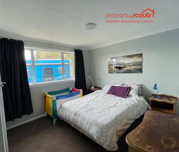 Extra Large family home in Kingswell - Photo 2