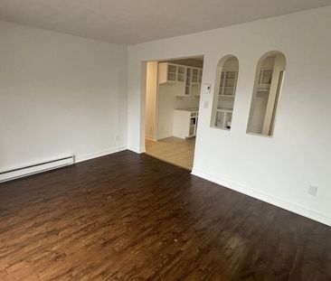 BEAU 4 ½|FLEURIMONT|INTERNET-EAU CHAUDE - Photo 1