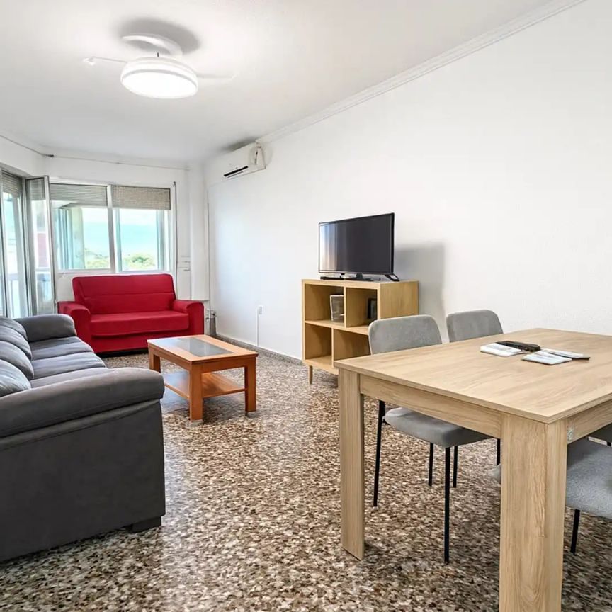 Piso de alquiler en Calle Capitanes Ripoll, San Ginés - Photo 1