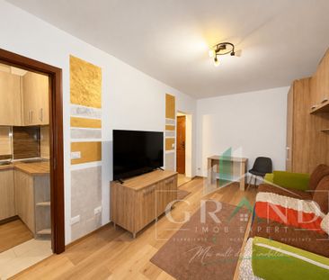 GARSONIERĂ MOBILATĂ ȘI UTILATĂ | BALCON | 28 MP | EXPO T - Fotografie 1