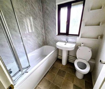 Carisbrooke Drive, South Woodham Ferrers, Chelmsford, Essex, CM3 - Photo 1