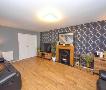 Abbeyfields, Wigan, WN6 - Photo 1