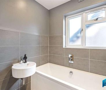 Compton Lodge, Green Lanes, London, N21 - Photo 2