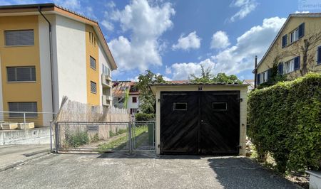 Charming terraced single-family house in a central location - Photo 3