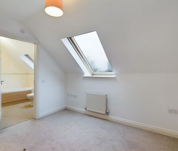 Blackhorse Close, Downend, Bristol, BS16 - Photo 2