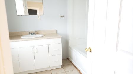 For Lease - 12472 Chinguacousy Road Unit# Unit 1, Caledon, Ontario - Photo 5