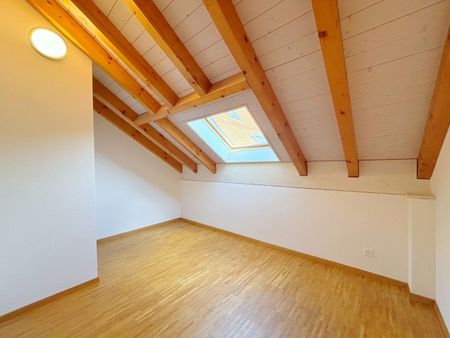 6.5-room penthouse apartment in Savigny - Photo 4