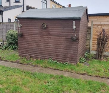 3 Bed Semi-Detached House, Queensway, LS15 - Photo 2