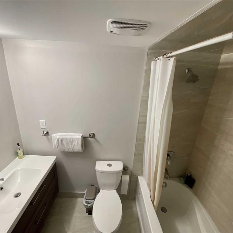 For Lease - 35 Kavanagh Avenue Unit# Bsmt, East Gwillimbury, Ontario - Photo 1