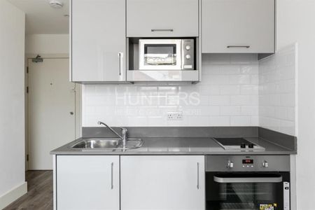 Luminaire Apartments, Kilburn High Road, NW6 7JR - Photo 5