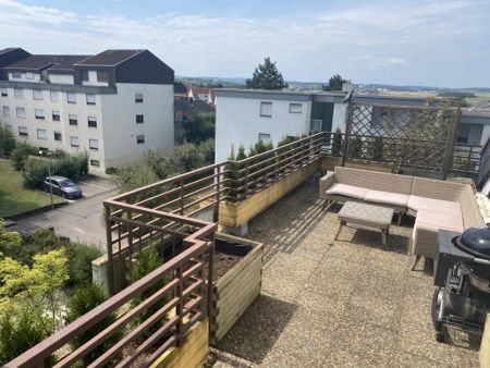 Über den Dächern von Schwieberdingen! Großzügige 4-Zimmer Wohnung mit 2 Balkone und 1 großen Dachterrasse - Foto 4