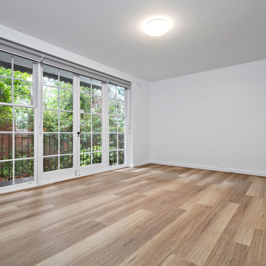 Renovated South Yarra delight - Photo 1