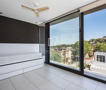 Excellent 3 Bedroom house / villa for rent in Montmar, Barcelona - Photo 6