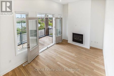 925 HICKORY CRESCENT - Photo 3