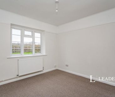 3 bedroom bungalow to rent - Photo 2