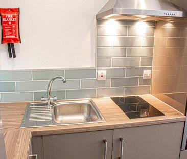 Studio to rent - Photo 5