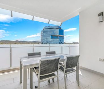 FURNISHED APARTMENT WITHIN THE PRESTIGIOUS CENTRA TOOWONG BUILDING! - Photo 6