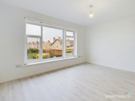 2 bedroom maisonette to rent - Photo 4