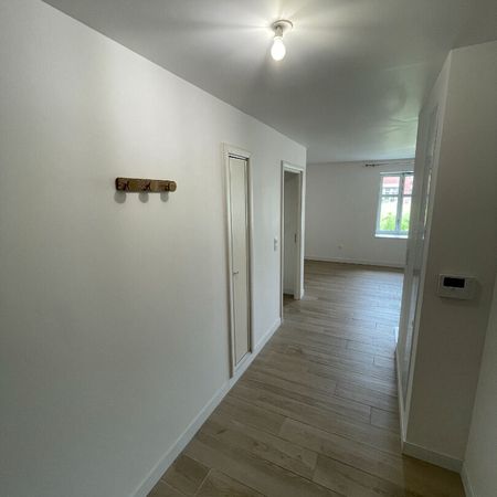 Location Appartement 2 pièces 48m² ARMENTIERES 59280 - Photo 4