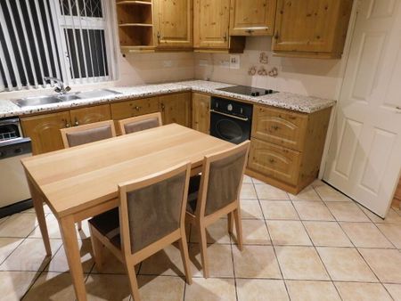 8 Knockgreenan Avenue, Omagh, BT79 0EB - Photo 5