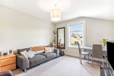 Cavendish Road, Hydefarm Estate, SW12, London - Photo 5