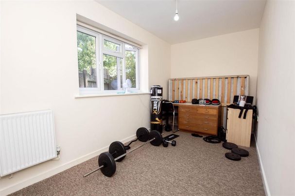 7 bedroom house to rent - Photo 1