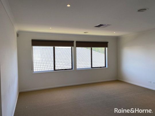 20 Simonson Way, Williams Landing, VIC 3027 - Photo 1