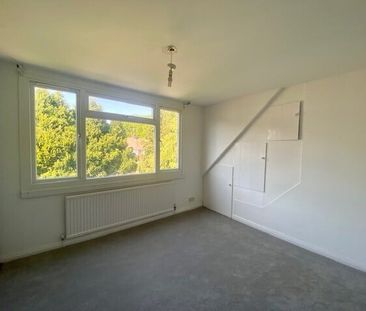 Grafton Close, Penylan, CARDIFF - Photo 5