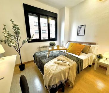 Calle de Vicente Blasco Ibez, Madrid, Community of Madrid 28050 - Photo 4