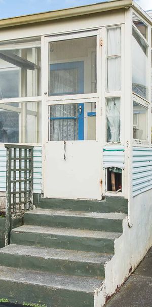 Tawhero - 2 Bedrooms - Photo 2