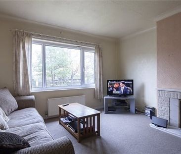 23 Park Avenue, Huddersfield, HD1 - Photo 2