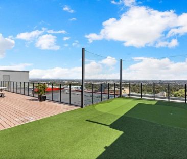 Urban Elegance & Convenience: One Bedroom Apartment in Heart of the... - Photo 4