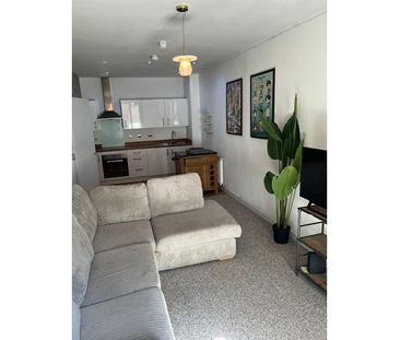 1 bedroom flat to rent - Photo 6